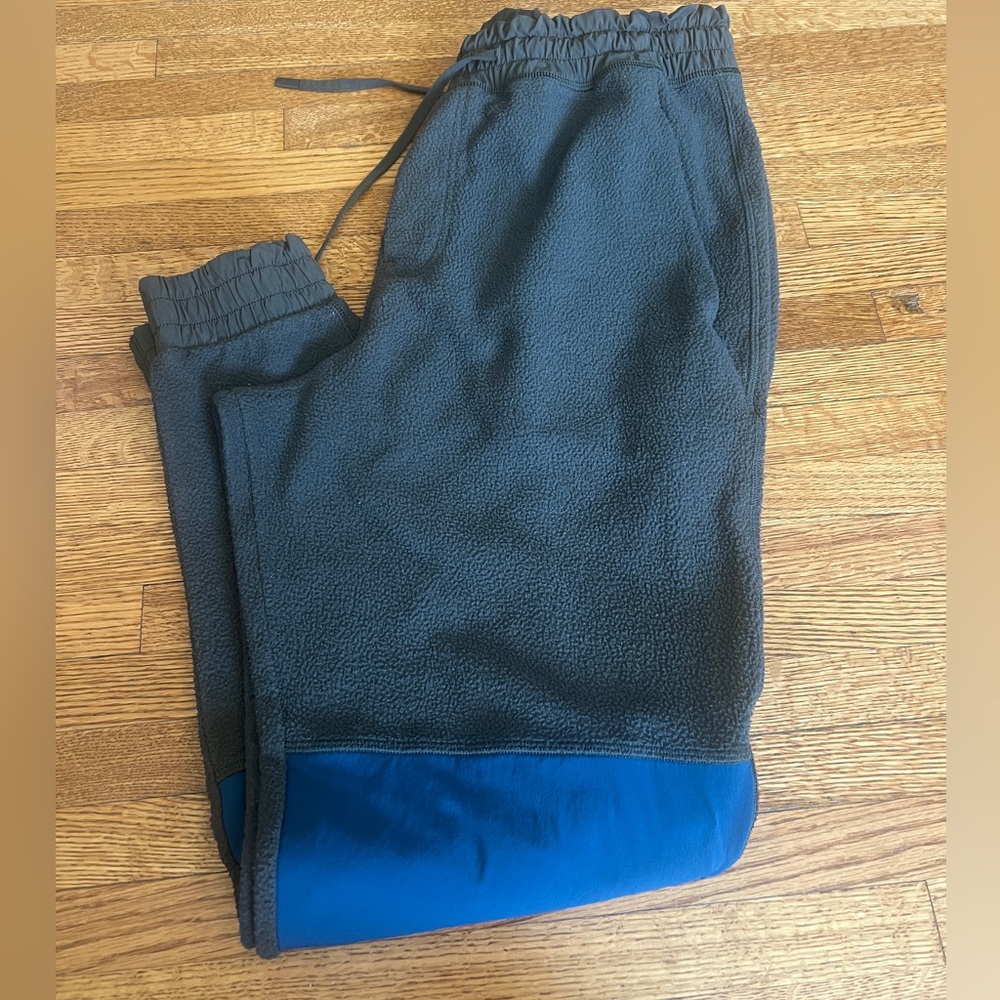 Cotopaxi Men’s Abrazo Fleece Joggers Gray Grey Colorblock Blue - MEDIUM